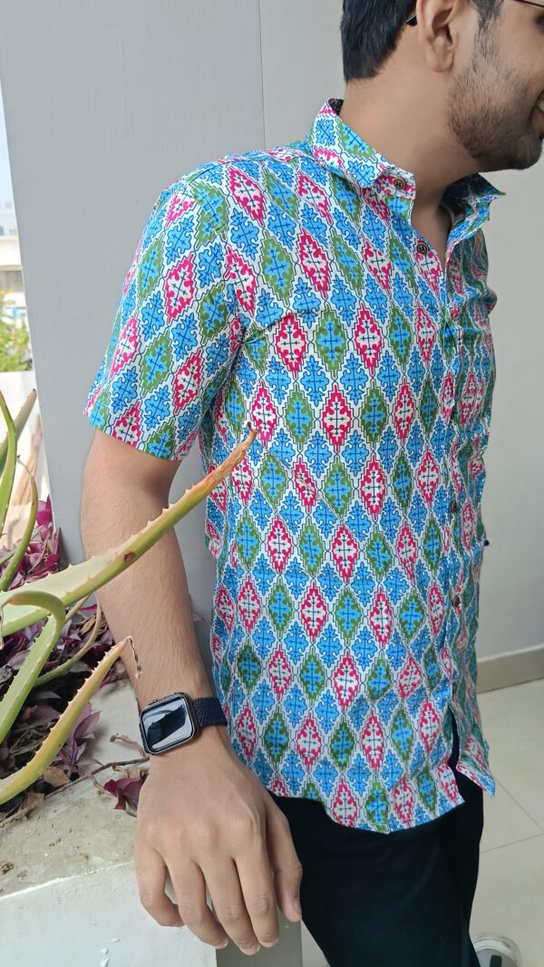 Blue And Pink Zigzag Print Cotton Shirt 2