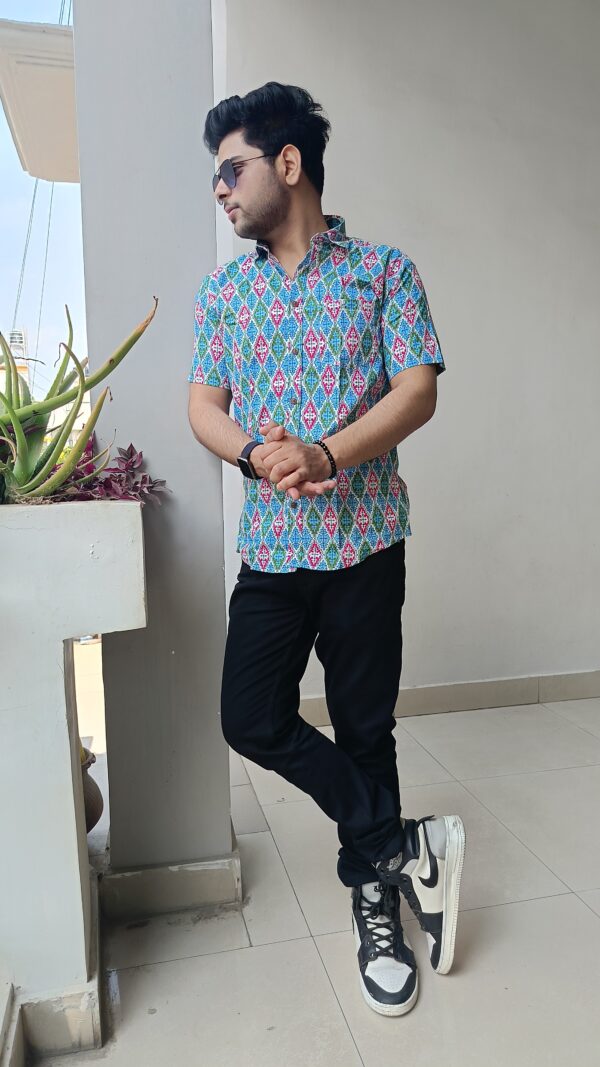 Blue And Pink Zigzag Print Cotton Shirt 4
