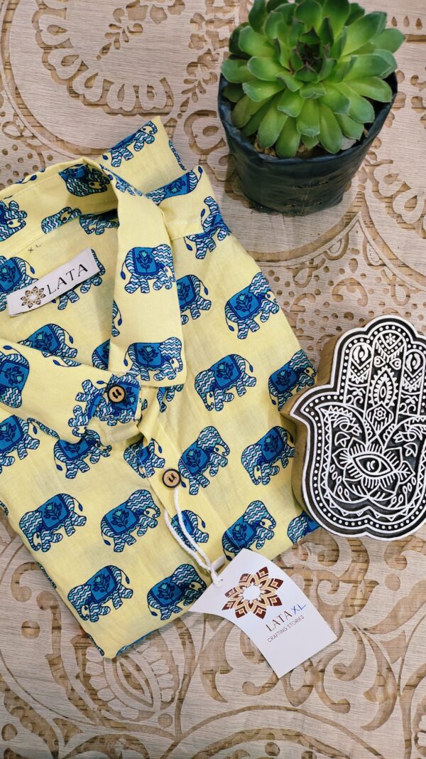 Light Yellow Base Blue Elephant Hand-Print Cotton Shirt (5)