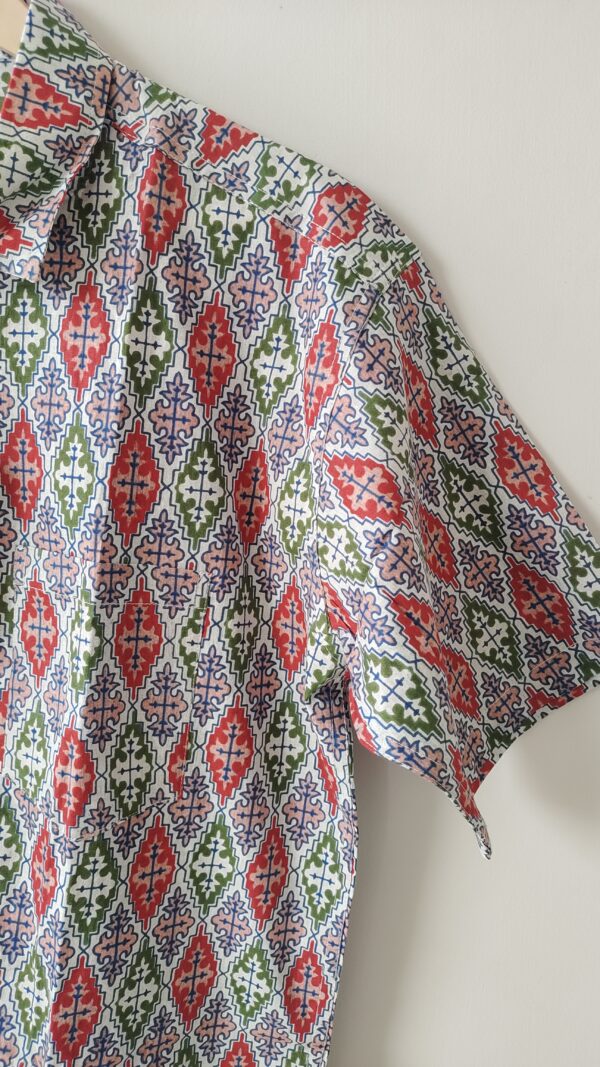 Red BLue White Floral Geometrical Printed Cotton Shirt (2)