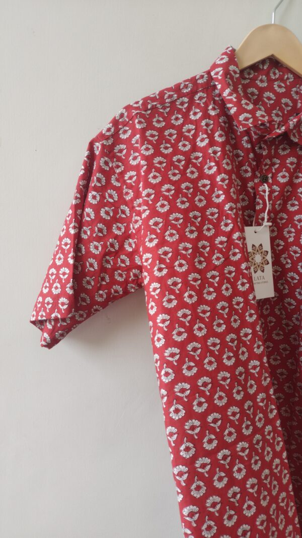 Red Floral Buti Cotton Shirt (2)