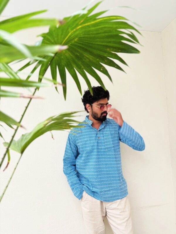Blue And White Lined Cotton Kurta